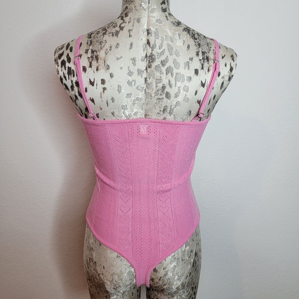 Victoria's Secret Luxe Heart Pointelle Bodysuit. - Picture 5 of 15